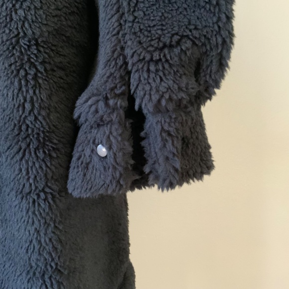 NWT Black Sherpa VARLEY Jones Coat - Picture 16 of 16